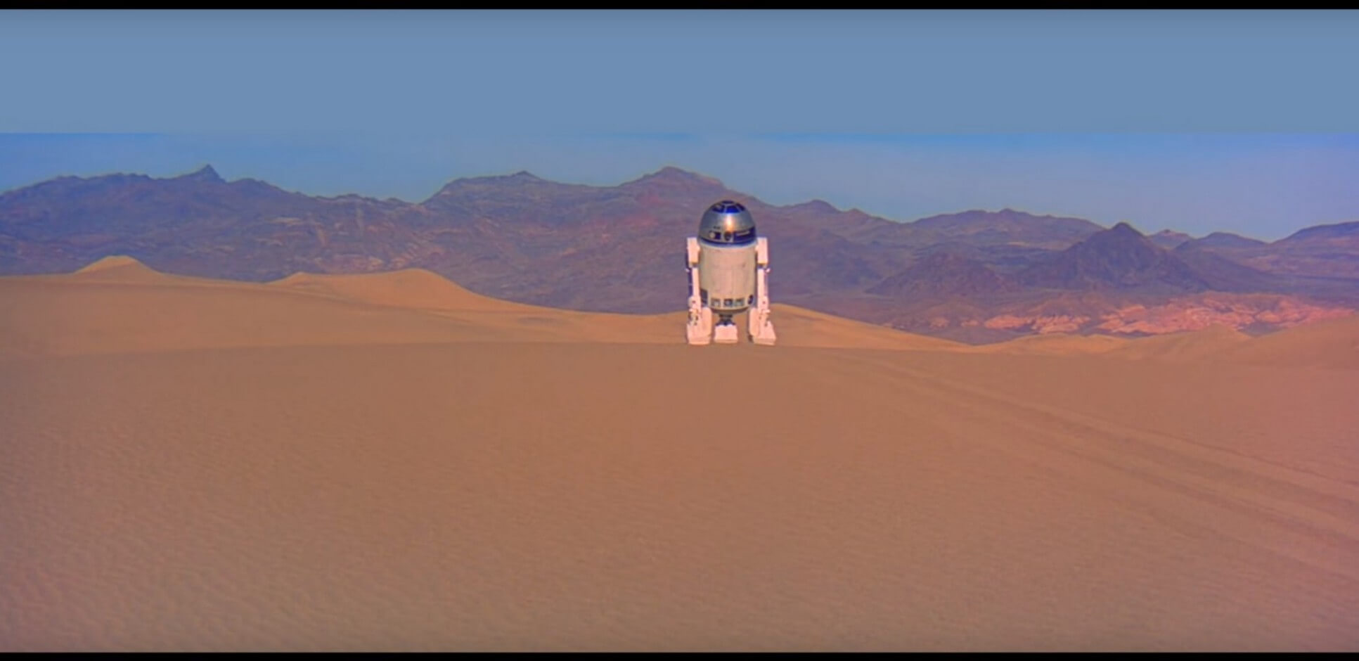 The Dune Sea - kadr z filmu "Gwiezdne Wojny"