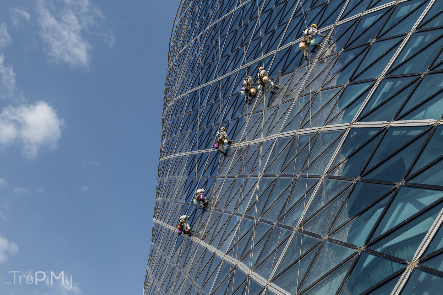 Hyatt Capital Gate Abu Dhabi